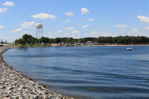 Jobs, Employment in Big Lake, MN .